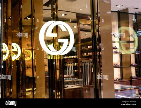 gucci store in kolkata